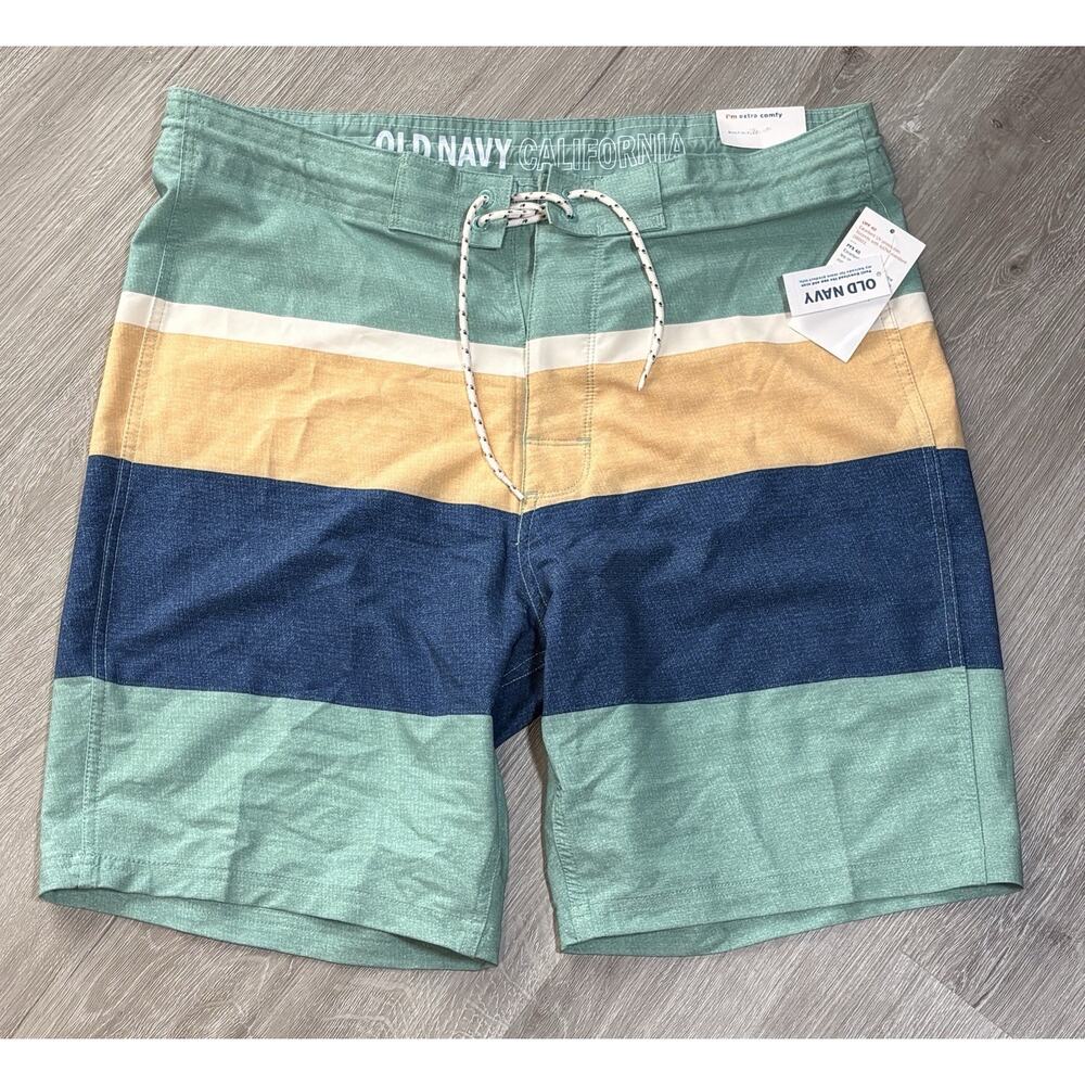 Old Navy Men's Board‎ Shorts Size 34 Green Yellow Colorblock Swim Trunks NWT